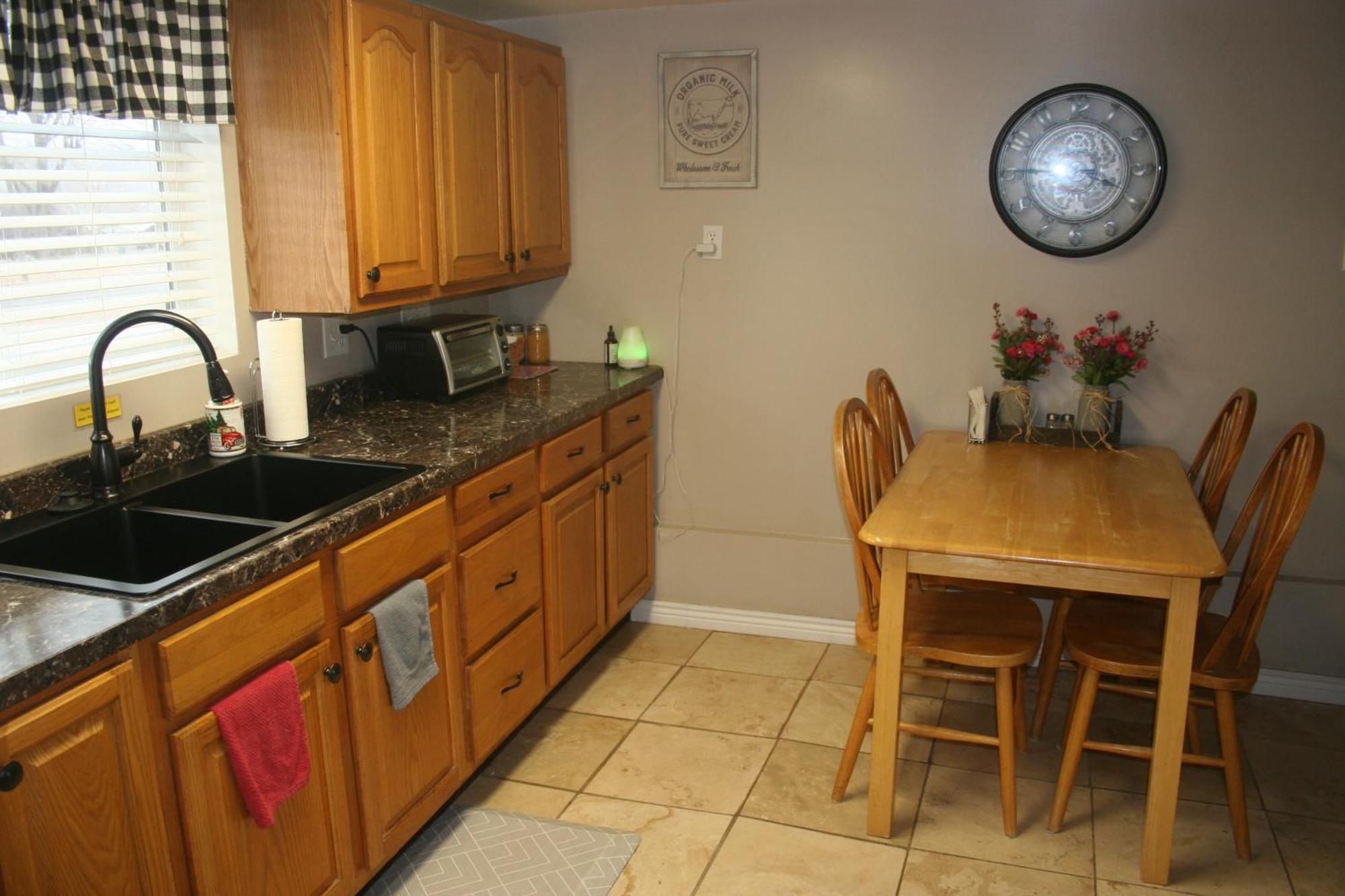 Laytons Loft Bed And Breakfast Manti Exterior photo